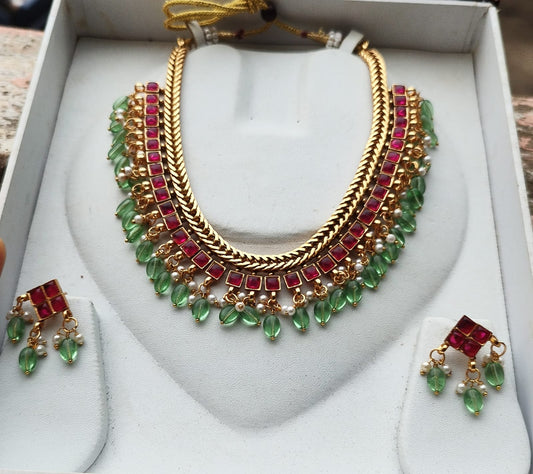 EvenicBuy Royal Bloom: Ruby & Green Drop Necklace Set